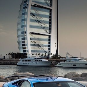 Meet your Posher, Christian